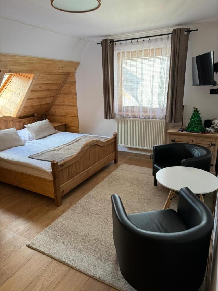 Apartamenty I Pokoje Krupowki Tuz Tuz Zakopane Zimmer foto
